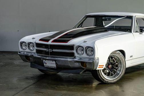 White 1970 Chevrolet El Camino Base