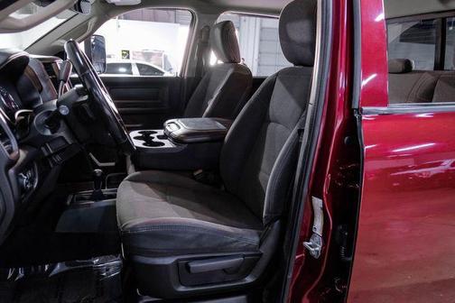 2019 RAM 3500 Tradesman Crew Cab 4x4 8' Box