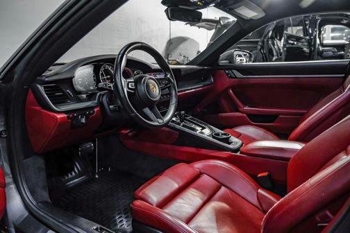 Agate Grey Metallic 2020 Porsche 911 Carrera