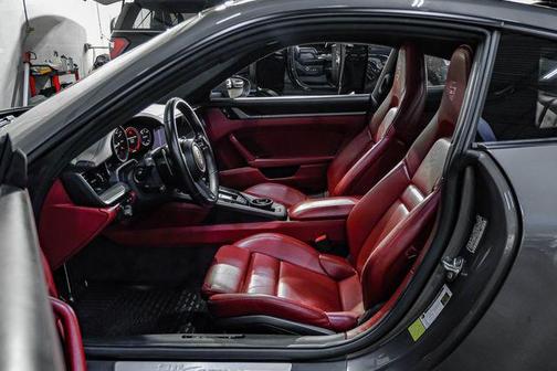 Agate Grey Metallic 2020 Porsche 911 Carrera