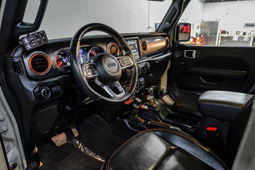 Gobi Clearcoat 2020 Jeep Gladiator Mojave 4x4