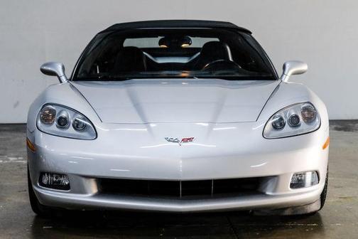 2005 Chevrolet Corvette Base