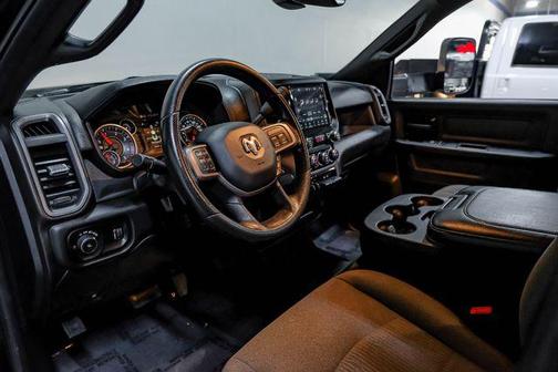 2022 RAM 3500 Tradesman Crew Cab 4x4 8' Box