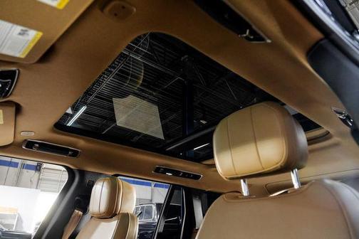 2023 Land Rover Range Rover P530 SE