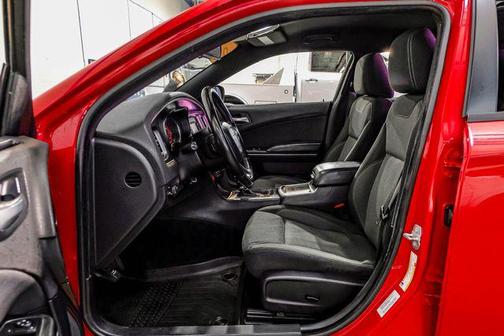 2016 Dodge Charger SE