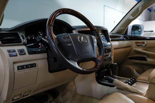 2015 Lexus LX 570 Base