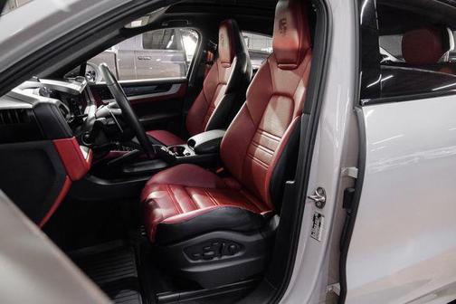 2024 Porsche Cayenne Cayenne