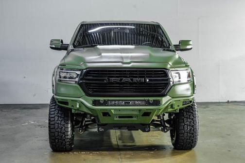 Bright White Clearcoat 2019 RAM 1500 Big Horn