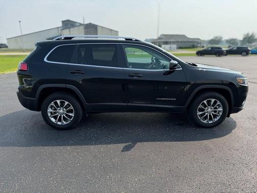2021 Jeep Cherokee Latitude Lux