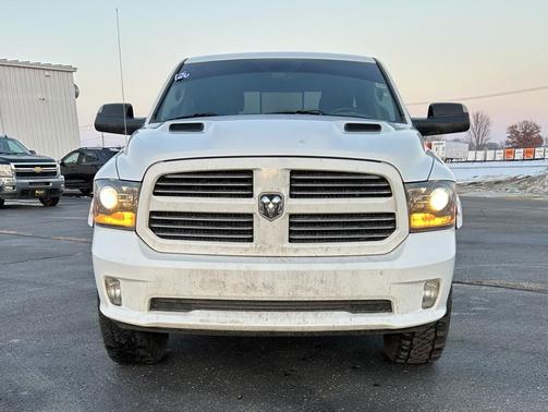 2016 RAM 1500 Sport