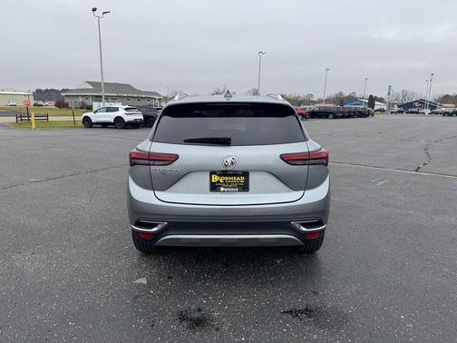 2023 Buick Envision Essence FWD