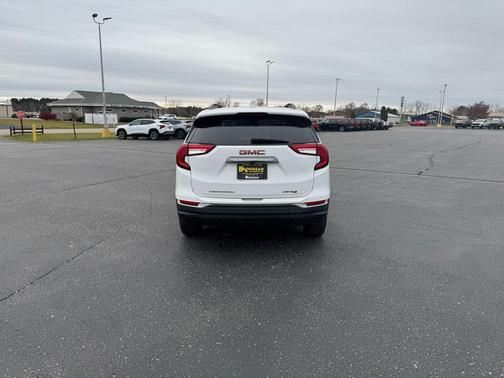 2022 GMC Terrain AWD AT4