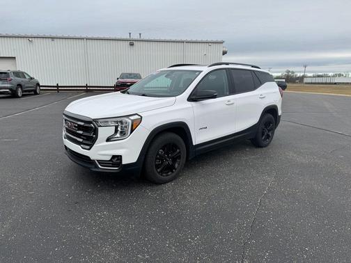2022 GMC Terrain AWD AT4