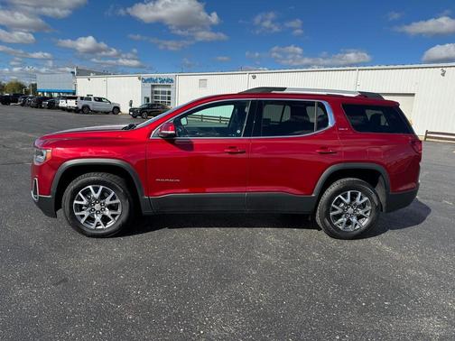 2023 GMC Acadia AWD SLT