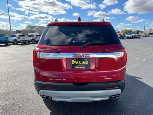 2023 GMC Acadia AWD SLT