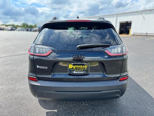 2023 Jeep Cherokee Altitude