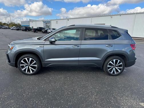 2022 Volkswagen Taos 1.5T SE