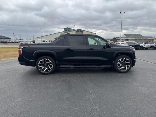 2024 Chevrolet Silverado EV First-Edition RST 4WD