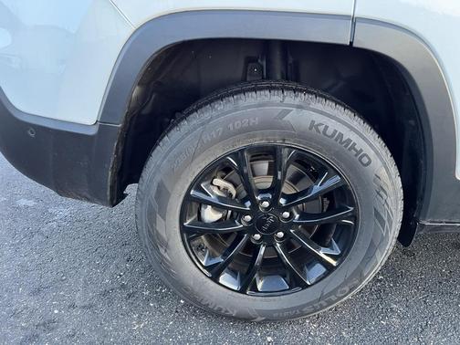 2023 Jeep Cherokee Altitude