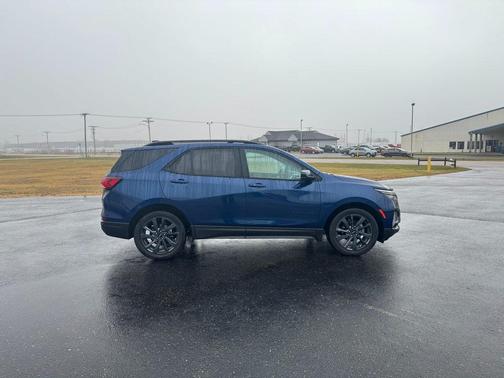 2022 Chevrolet Equinox FWD RS