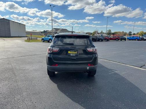 2022 Jeep Compass (RED) Edition 4x4