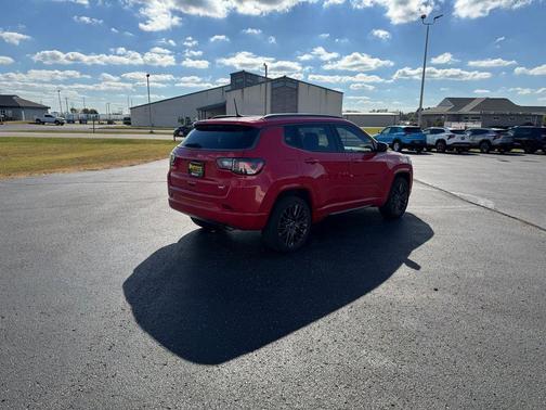 2022 Jeep Compass (RED) Edition 4x4