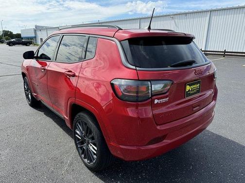 2022 Jeep Compass (RED) Edition 4x4