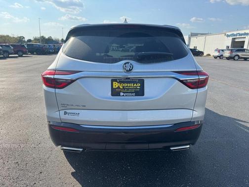 2021 Buick Enclave AWD Essence