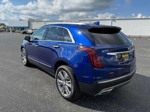 2025 Cadillac XT5 Premium Luxury