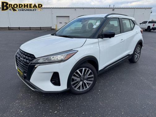 2024 Nissan Kicks SR