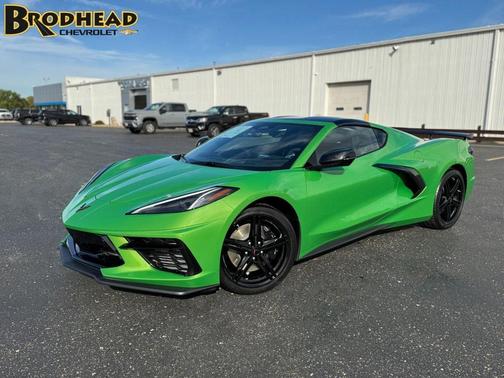 2026 Chevrolet Corvette Stingray w/2LT