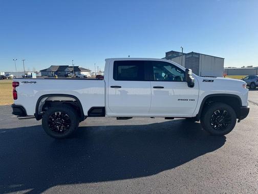 2026 Chevrolet Silverado 2500 Custom