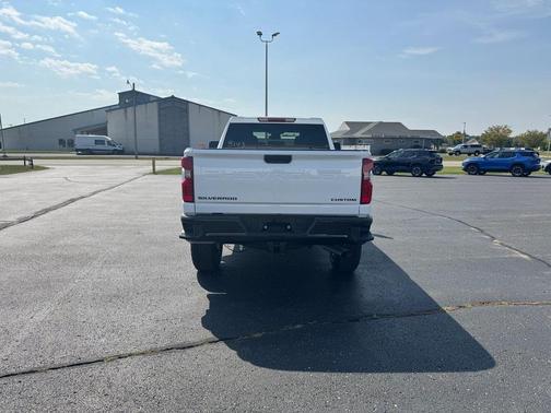 2026 Chevrolet Silverado 2500 Custom