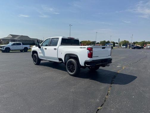 2026 Chevrolet Silverado 2500 Custom