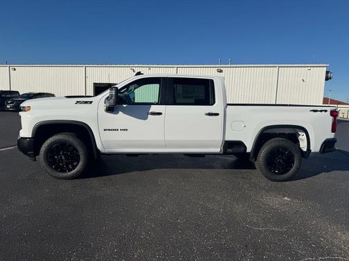 2026 Chevrolet Silverado 2500 Custom