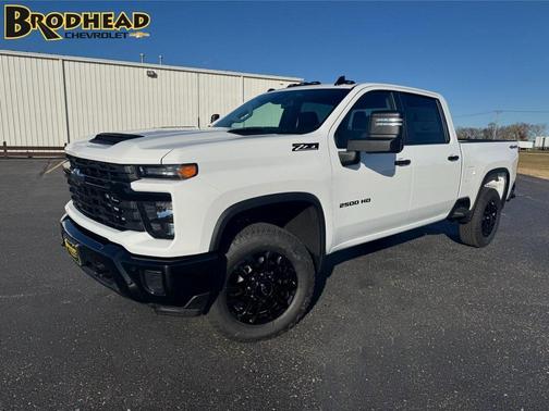 2026 Chevrolet Silverado 2500 Custom