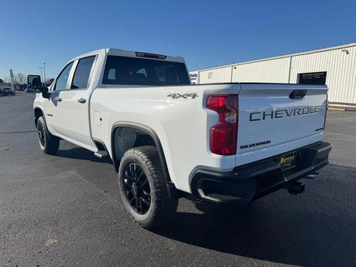 2026 Chevrolet Silverado 2500 Custom