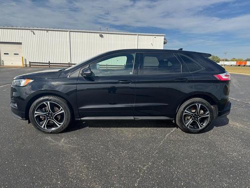 2019 Ford Edge ST