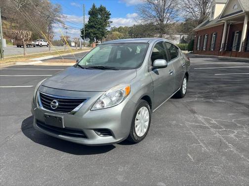 2014 Nissan Versa 1.6 SV