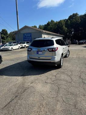 2016 Chevrolet Traverse LS