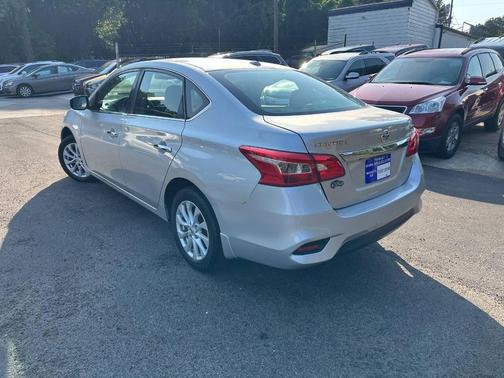Gun Metallic 2019 Nissan Sentra SV