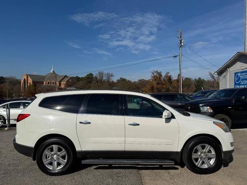2011 Chevrolet Traverse 2LT