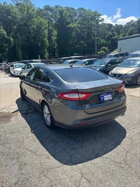2016 Ford Fusion SE