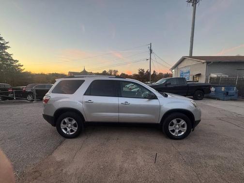 2011 GMC Acadia SLE