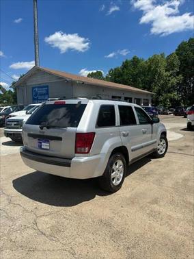 2009 Jeep Grand Cherokee Laredo