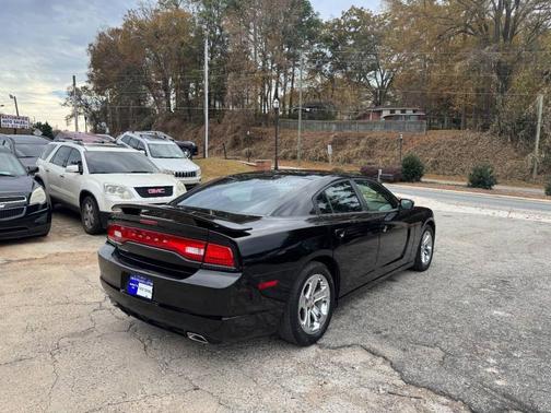 2012 Dodge Charger SE