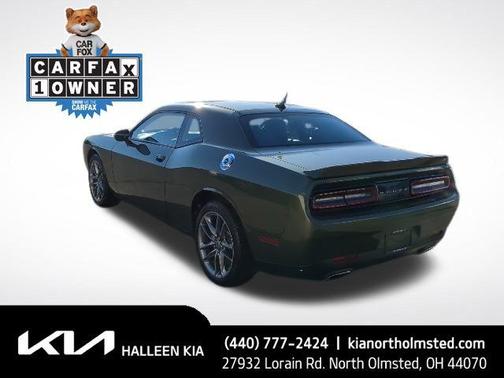 2021 Dodge Challenger SXT