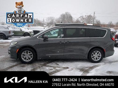 2022 Chrysler Pacifica Touring L