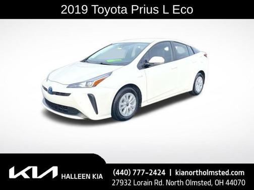 2019 Toyota Prius LE