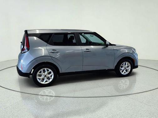 Steel Gray 2024 Kia Soul S
